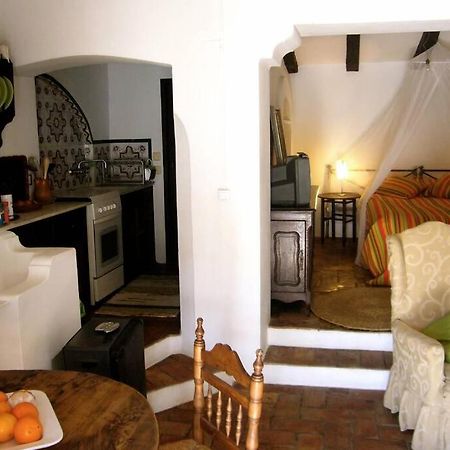 El Estudio - Beautiful Apartment In Historic Old Town Jimena De La Frontera Luaran gambar