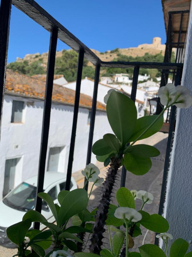 El Estudio - Beautiful Apartment In Historic Old Town Jimena De La Frontera Luaran gambar